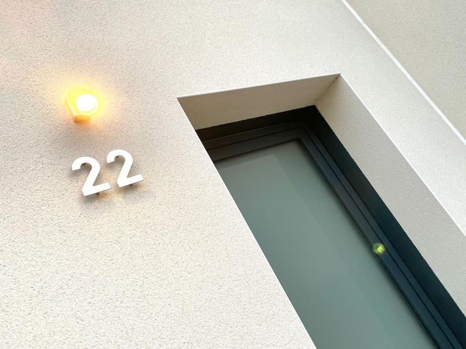 Appartement Magnifique T2 Neuf, Proche Gare, Parking Facile à Vannes Extérieur photo
